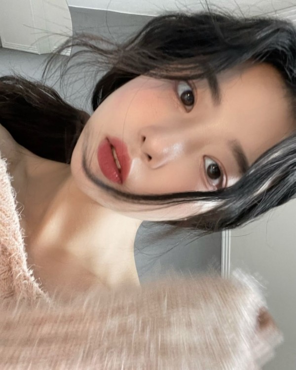 1090285666_a7zFrNvV_1742346394.jpeg